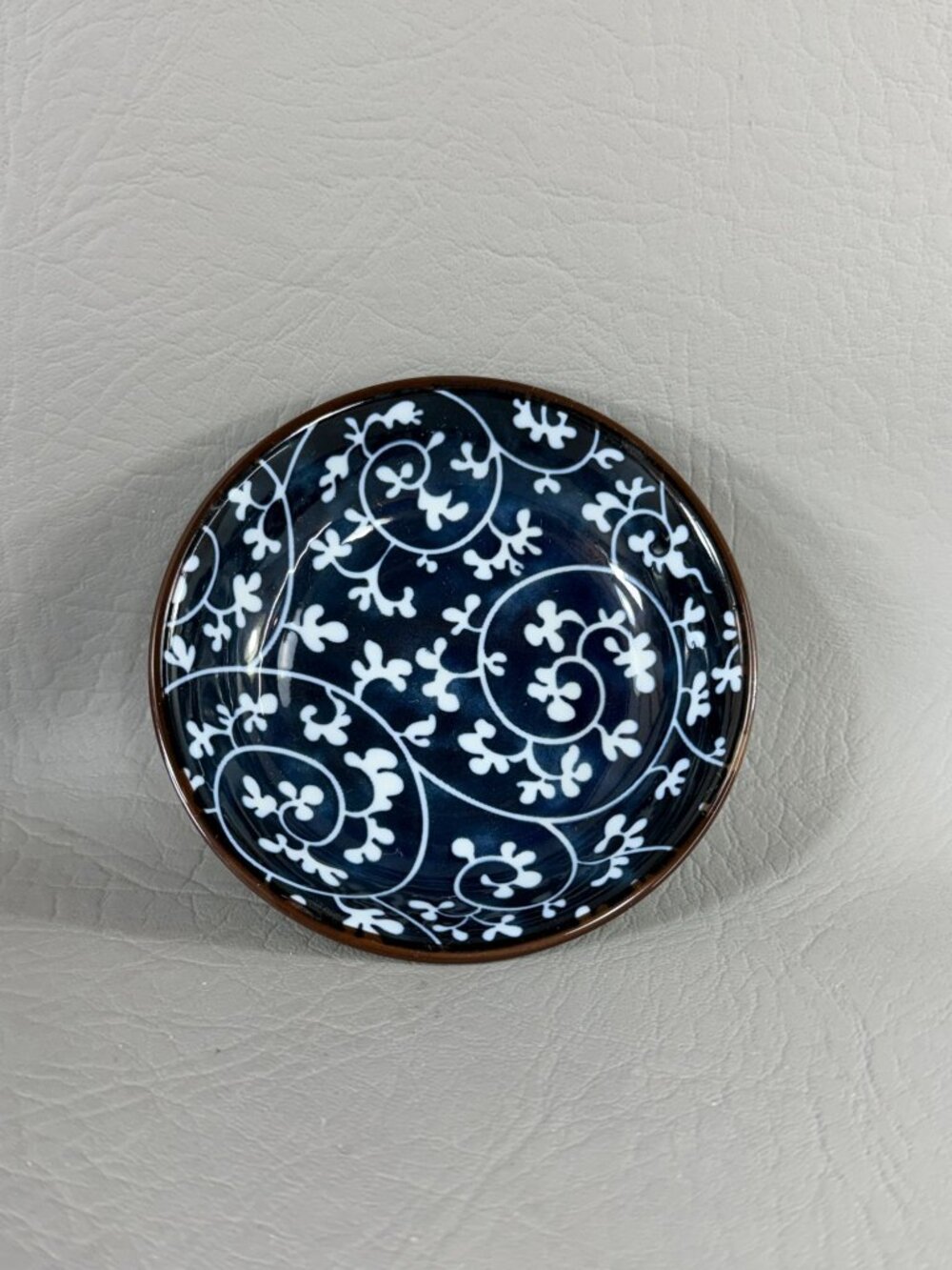 Set of 6 Japanese Ceramic Dipping Sauce Dishes Assorted Blue White Small Bowls - Picture 9 of 10